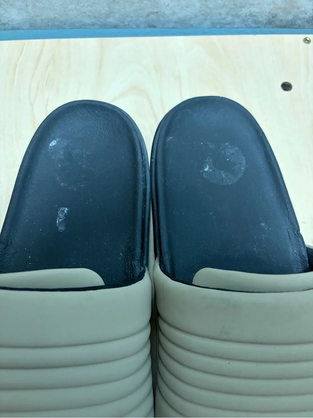 Nike follow us